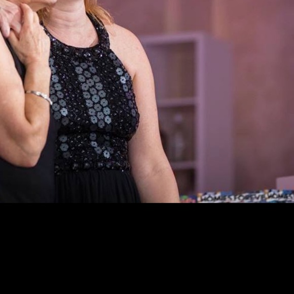 Black sequined prom/ special occasion dress - Picture 4 of 6